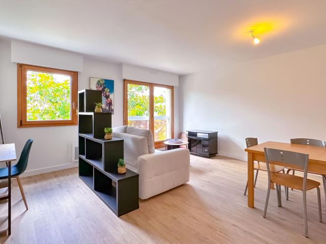 À louer Charmant appartement T2 meublé Quartier Gare Sud / Miroir 51,31 m2 avec parking