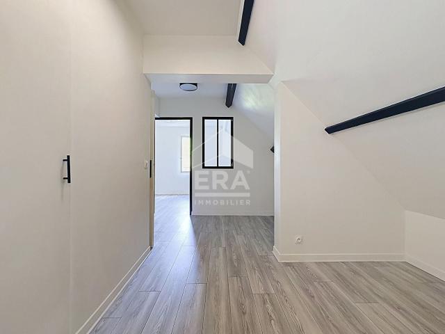 À LOUER ! Charmant duplex 2 pièces de 47,94 m² Étampes