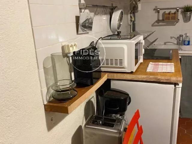 À louer – Charmant studio meublé au cœur du Panier