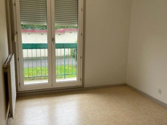 À LOUER – Charmant T3 de 60 m² en rez de chaussée