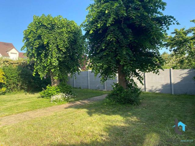 À LOUER Charmante maison avec jardin à Chérisy axe RN12
