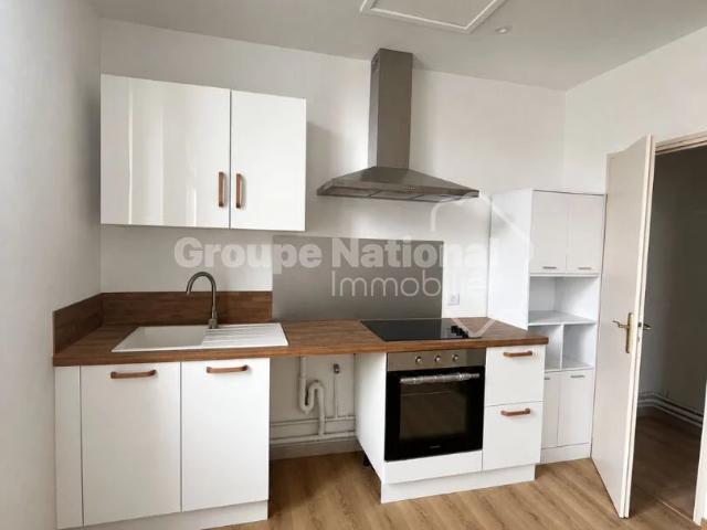 A LOUER CHÂTEAURENARD, Appartement avec 2 chambres dans le cen