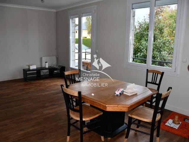 À louer chez Christelle Mesnage Immobilier TRELIVAN, Mais
