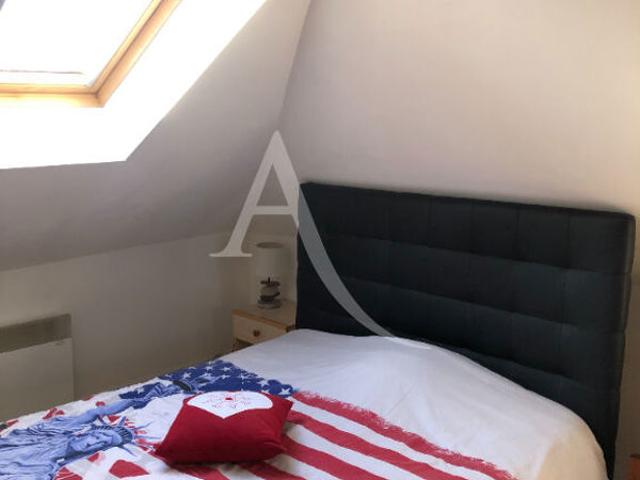 A LOUER CONTIGNE Appt T2 au 1er étage en duplex de 25 m2