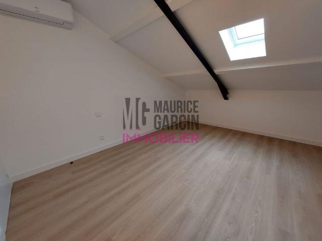 A LOUER DUPLEX APPARTEMENT L'ISLE SUR LA SORGUE 2 pièces 55.66m²