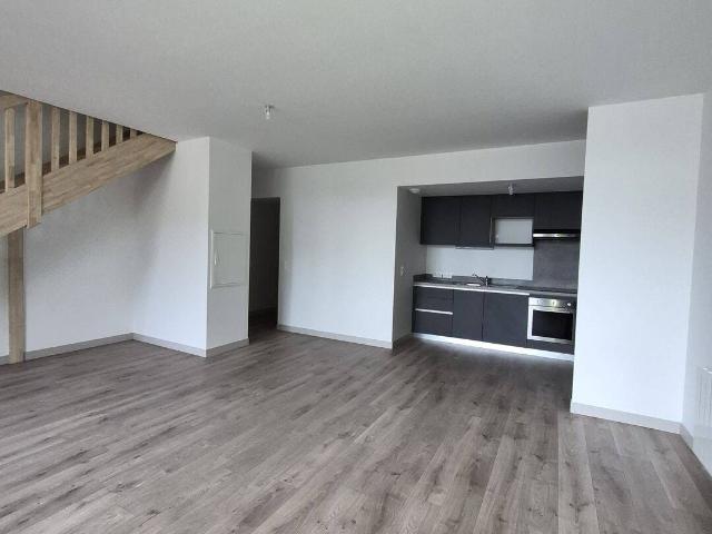 A LOUER DUPLEX DE PRESTIGE T4 de 112 M²
