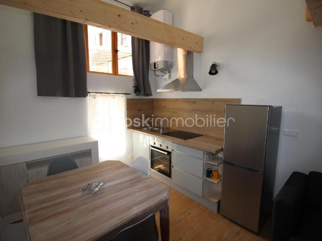 À LOUER – Duplex meublé au cœur du centre ville