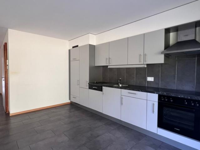 À louer de suite appartement 4.5 pièces au 4ème étage