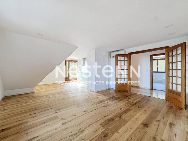 A louer Elégant appartement 4 pièces 2 Balcons