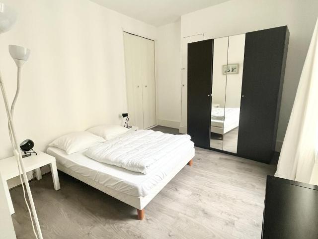 A LOUER EN MEUBLE 2 Pièces 43.27m² PARIS 1er Rue Saint Honoré, PALAIS ROYAL: PARIS 1ème 75001 43.27 m² | GTF Location