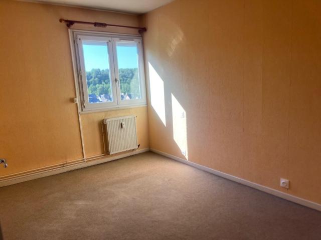 A LOUER F3 de 73m² avec parking BARENTIN