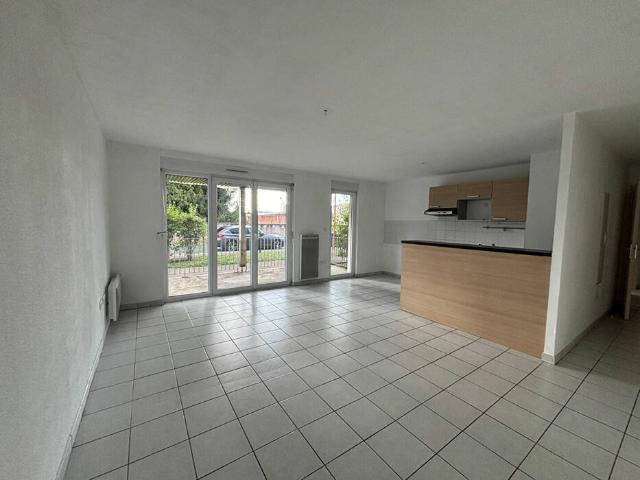 A louer F3 Stiring Wendel avec balcon et piscine Bien idéal