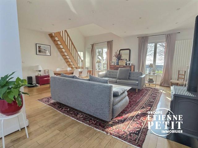 A LOUER FEUCHEROLLES Maison 135m² Terrain 525m²