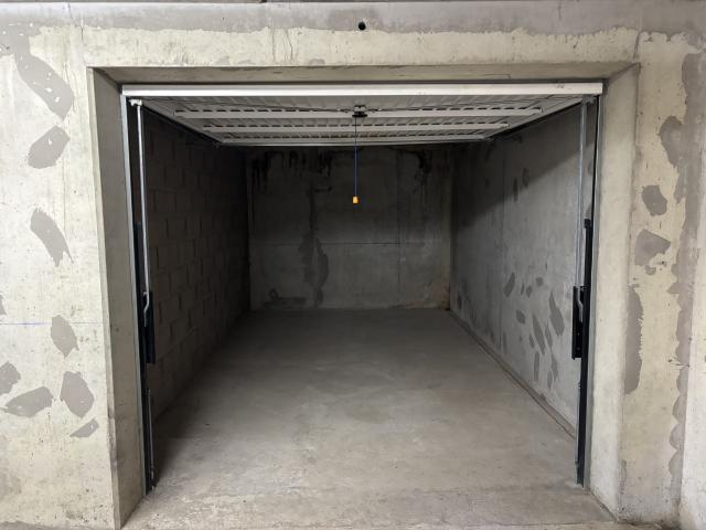 A LOUER GARAGE VANNES