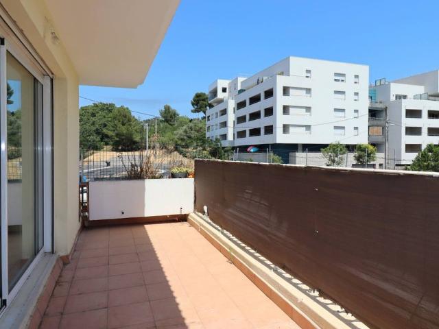 A louer grand appartement 3 pièces avec terrasse Croix rouge 13013 Marseille