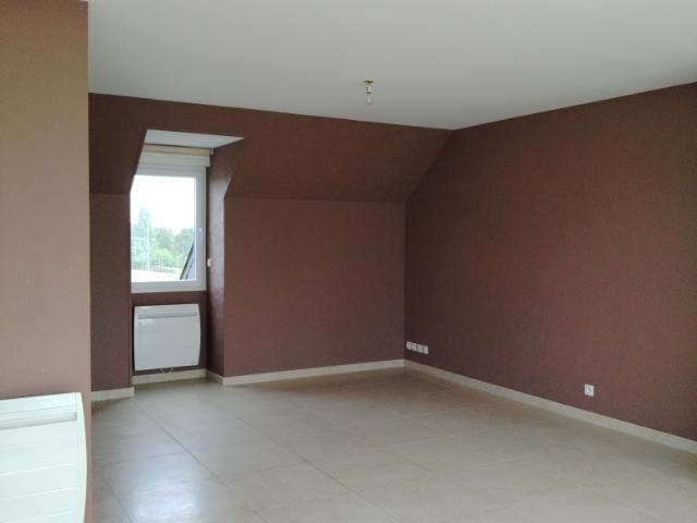 A louer, Grand F3 avec terrasse