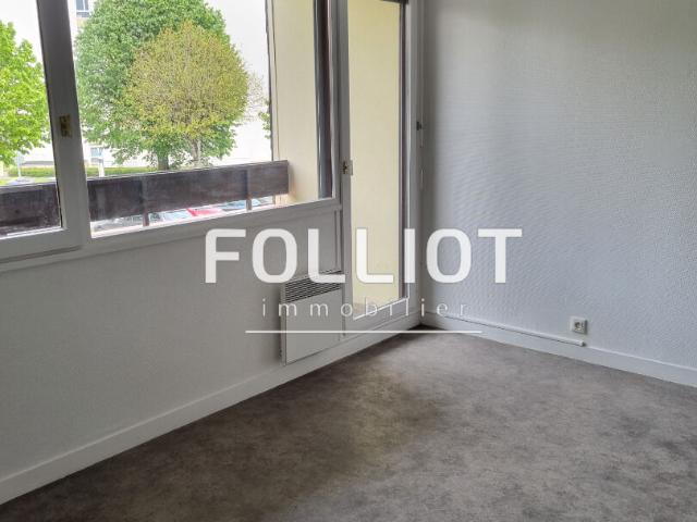 A LOUER Grand studio 50000 Saint Lô 1 pièce 29.11 m²