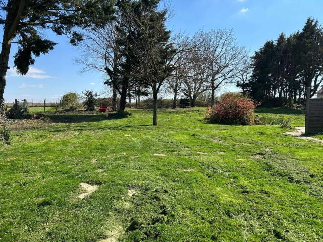 À louer – Grande maison familiale de 180 m² avec 5900 m² de terrain – Douchy Montcorbon 45220