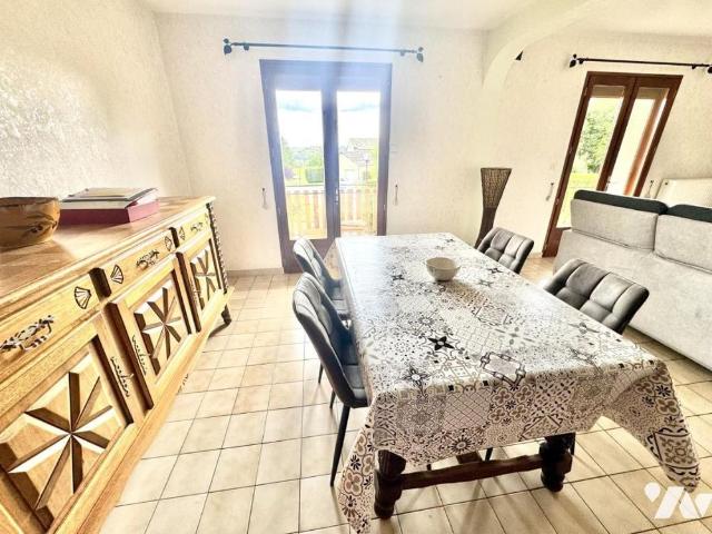 À LOUER: GRANDE MAISON MEUBLÉE AVEC TERRAIN – SAINT ALBAN SUR LIMAGNOLE