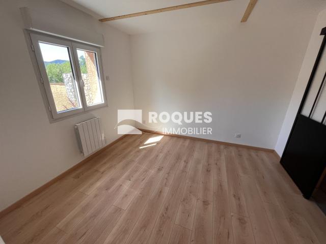 A Louer, HEREPIAN, Jolie Villa F3 + bureau avec jardin