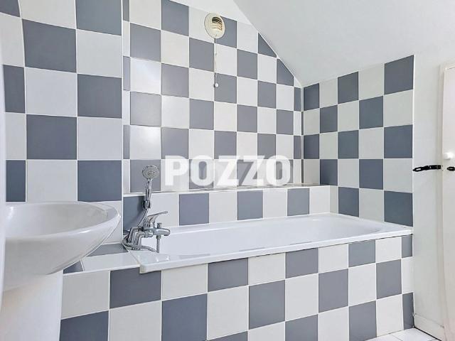 A LOUER HONFLEUR CENTRE HISTORIQUE T4 DUPLEX 52.11m²