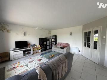 A louer ILLIES Maison individuelle 4 ch jardin garage