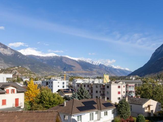 A LOUER JOLI APPARTEMENT 3.5 PCES A SIERRE