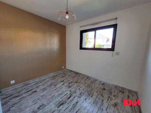 A LOUER LA MEZIERE Maison contemporaine de 123m²