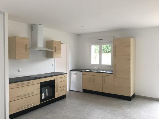 A louer Les Bordes Maison de Plain pied