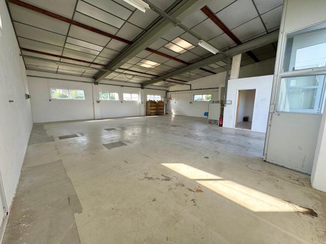 À louer Local de stockage / atelier de 147,56 m2 Blotzheim 68730