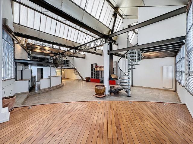 A LOUER LOFT D'EXCEPTION DE 206 M² 210 RUE GARIBALDI LYON 3EME, Lyon 69003