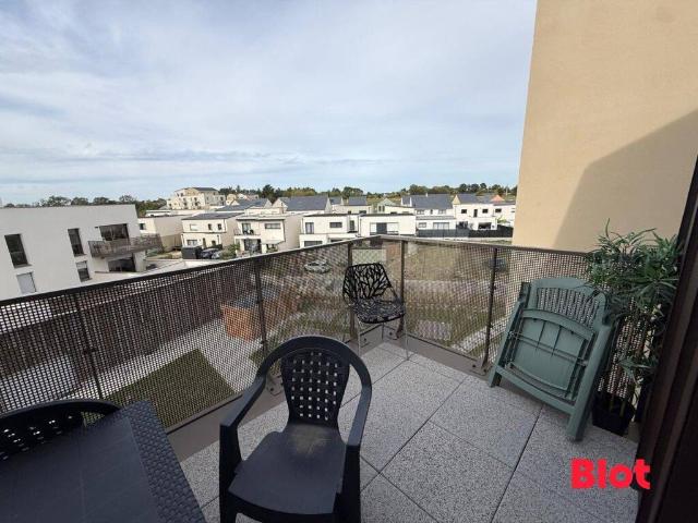 A LOUER PAR BLOT IMMOBILIER VERN SUR SEICHE APPARTEMENT T3