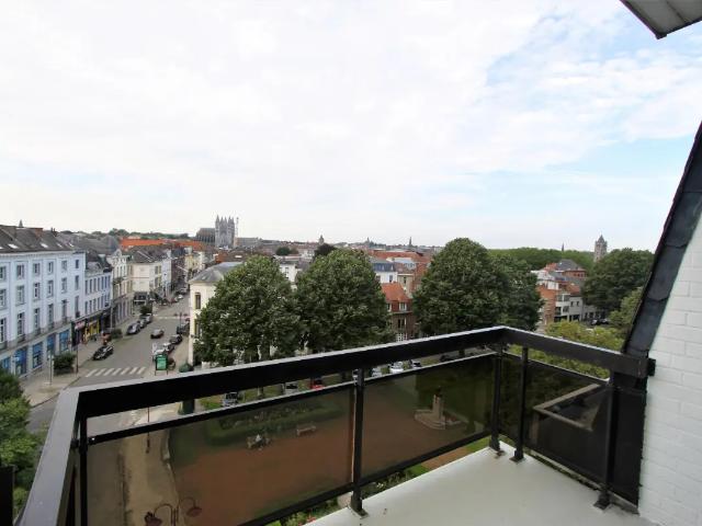 à louer Penthouse Tournai Avenue Leray