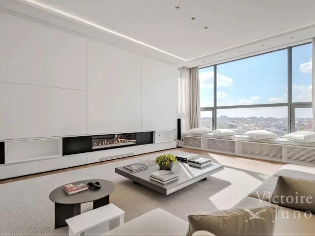 à louer Penthouse Ixelles AVENUE LOUISE