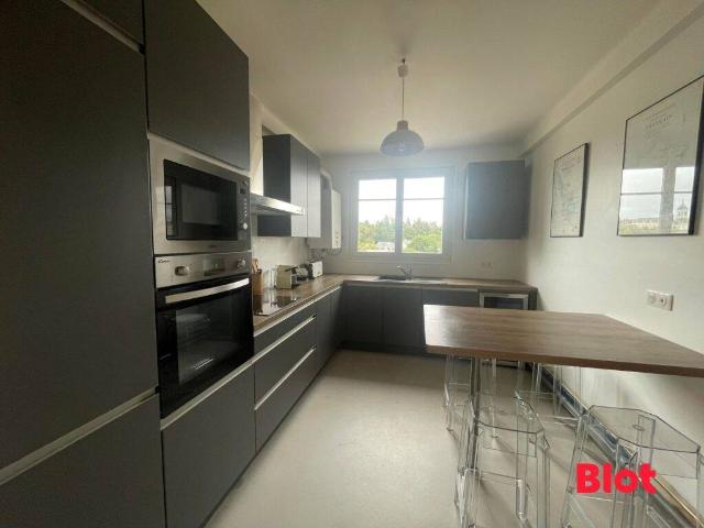 A LOUER RENNES AVENUE ARISTIDE BRIAND T3 MEUBLE 91.06M²