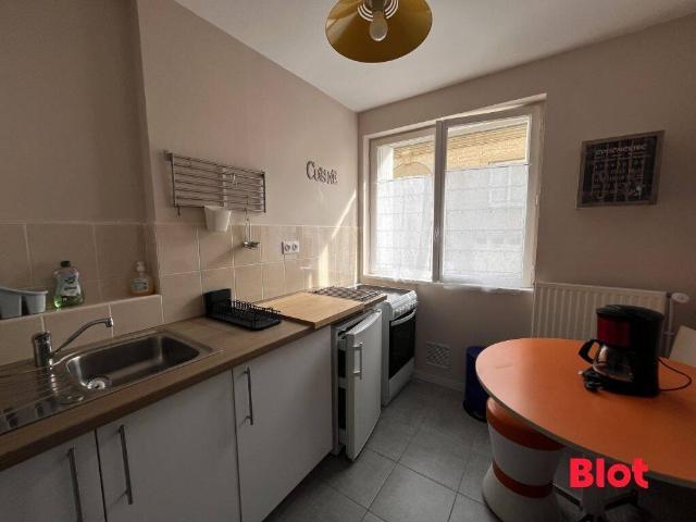 A LOUER RENNES CENTRE VILLE T1BIS MEUBLE de 31.79m2