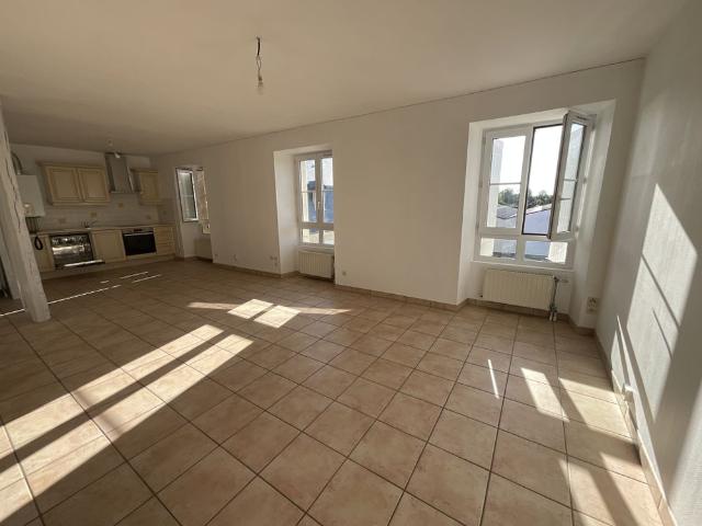 A LOUER Résidence de l'Abbaye T4 en duplex de 98.41m² avec parking privé
