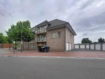 à louer Rez De Chaussée Espierres Helchin Place Communale