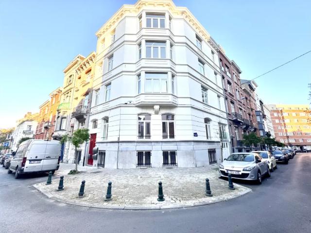 à louer Rez De Chaussée Ixelles Rue Saint Georges 86
