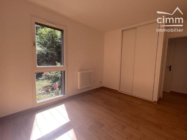 A LOUER ST GERVAIS LES BAINS LE FAYET 74170 T4 AVEC JARDIN
