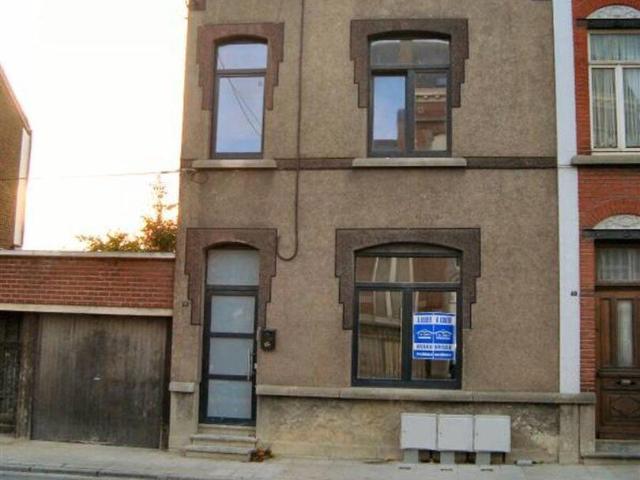 A Louer: Studio 1 chambre à Courcelles !