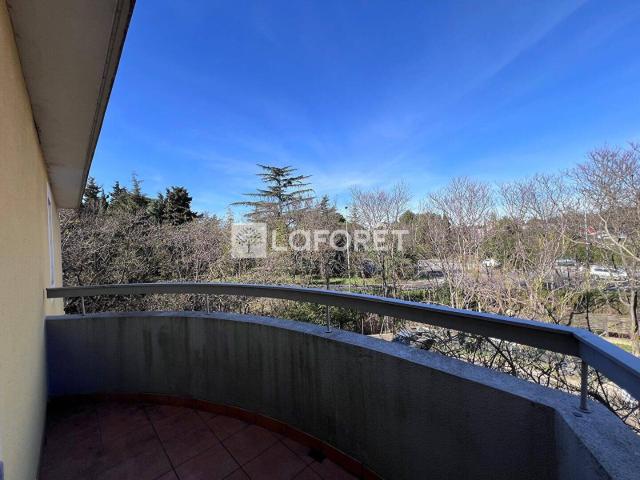 À louer Studio 27 m² Quartier La Chamberte