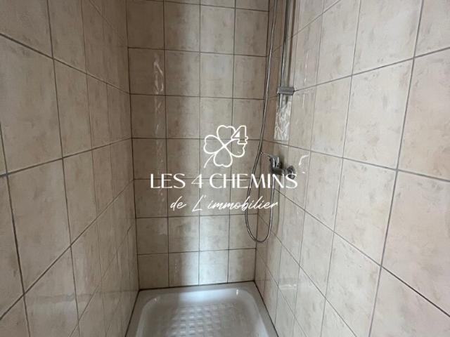 A LOUER Studio au centre ville de Fuveau