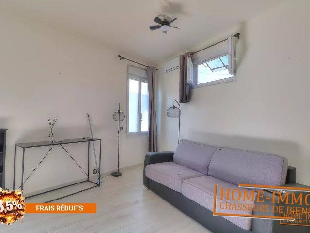À louer – Studio avec mezzanine et parking – Golfe Juan 220 ave