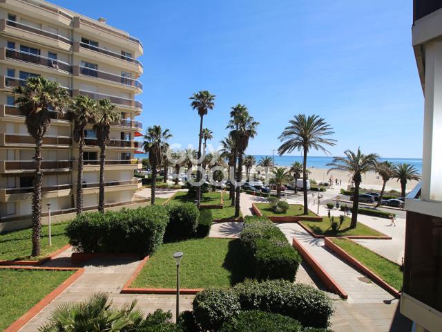 À louer Studio avec vue mer, disponible de septembre à juin