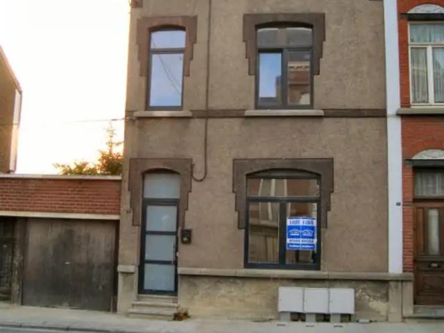 à louer Studio Courcelles Rue Jean Jaurès