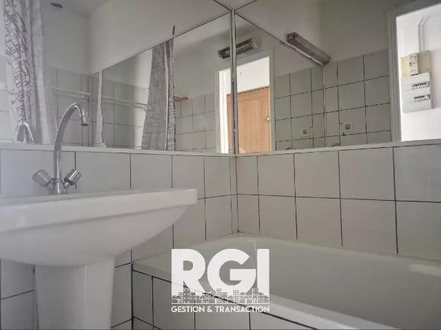 À louer – Studio de 27,36 m² au 1er étage Paris