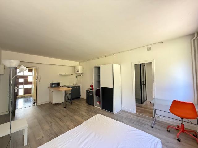 A LOUER studio de 26m² BREST