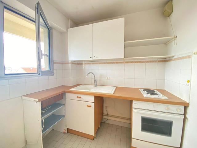 À louer ? Studio de 30 m² avec balcon et parking ? Montrouge 9