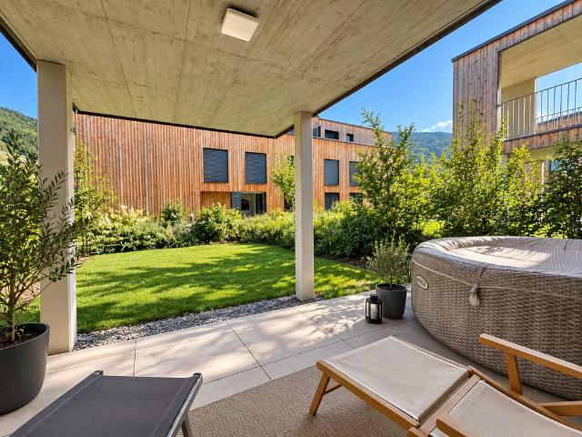 À louer studio en rez de jardin